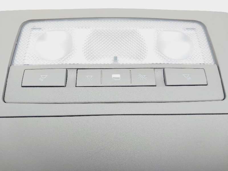 Recambio de luz interior para opel insignia berlina cosmo referencia OEM IAM 316627975  