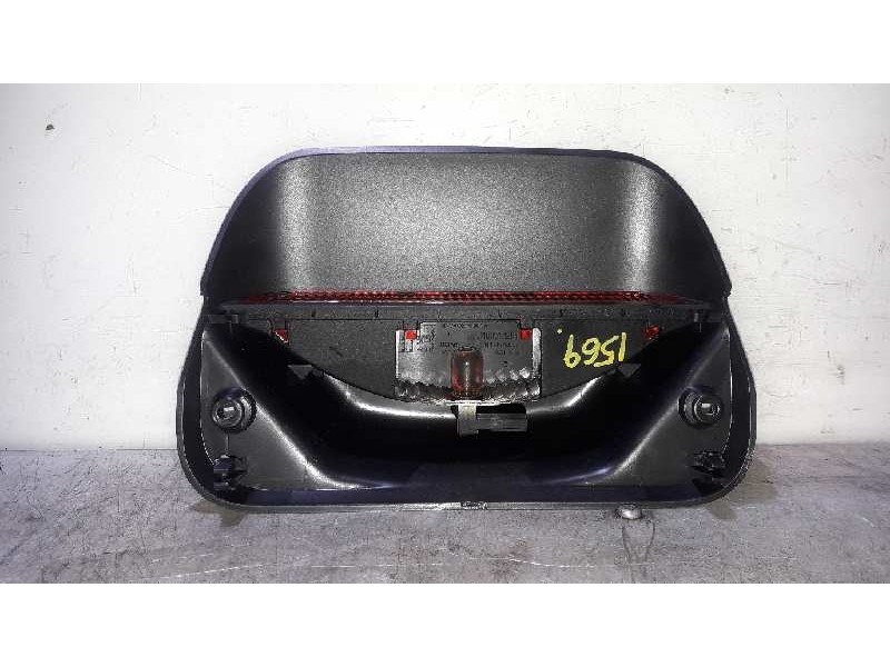 Recambio de luz central de freno para dacia sandero stepway referencia OEM IAM   