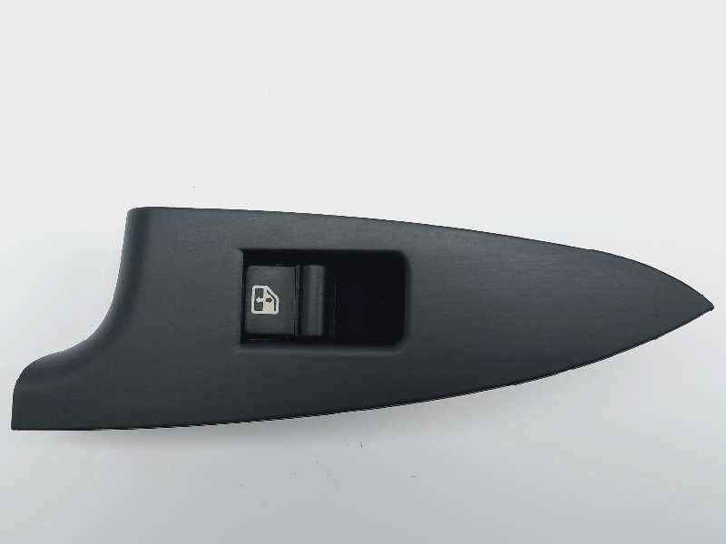 Recambio de mando elevalunas trasero izquierdo para alfa romeo giulietta (191) distinctive referencia OEM IAM 156094789  