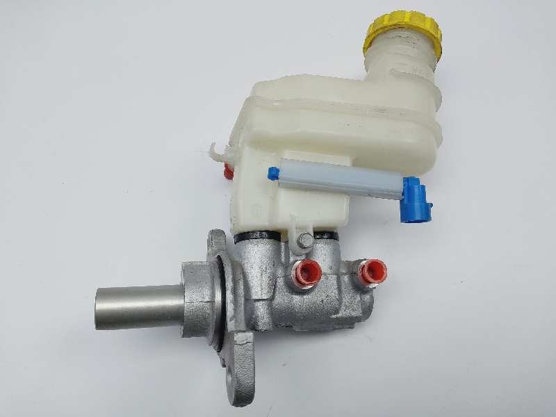 Recambio de bomba freno para fiat 500 (312) 1.0 hybrid referencia OEM IAM 77368630  
