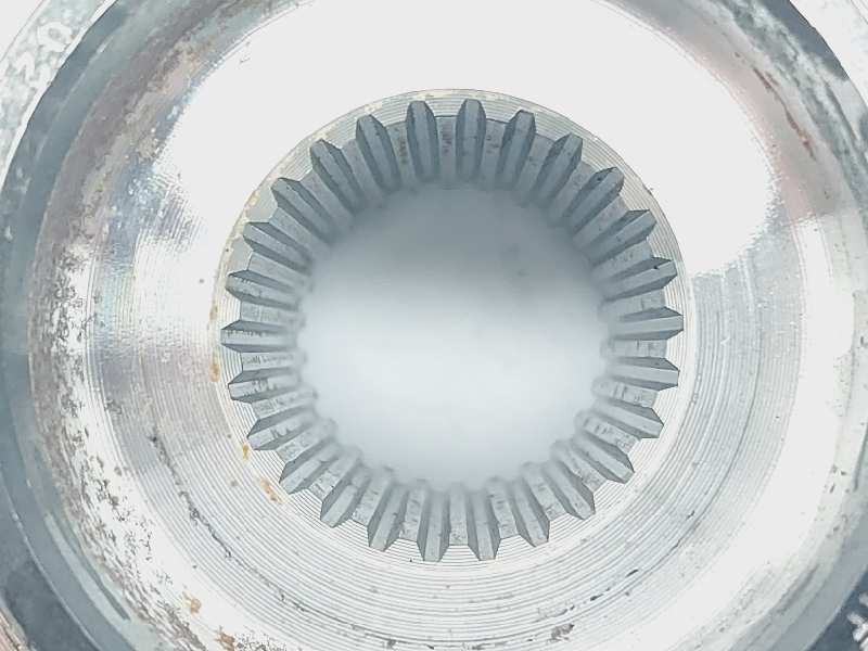 Recambio de buje para toyota yaris xpa1f referencia OEM IAM 43550K0010  