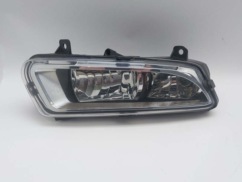 Recambio de faro antiniebla derecho para volkswagen polo v (6r1, 6c1) 1.2 tsi referencia OEM IAM 17415902 6R0941062C 17416202