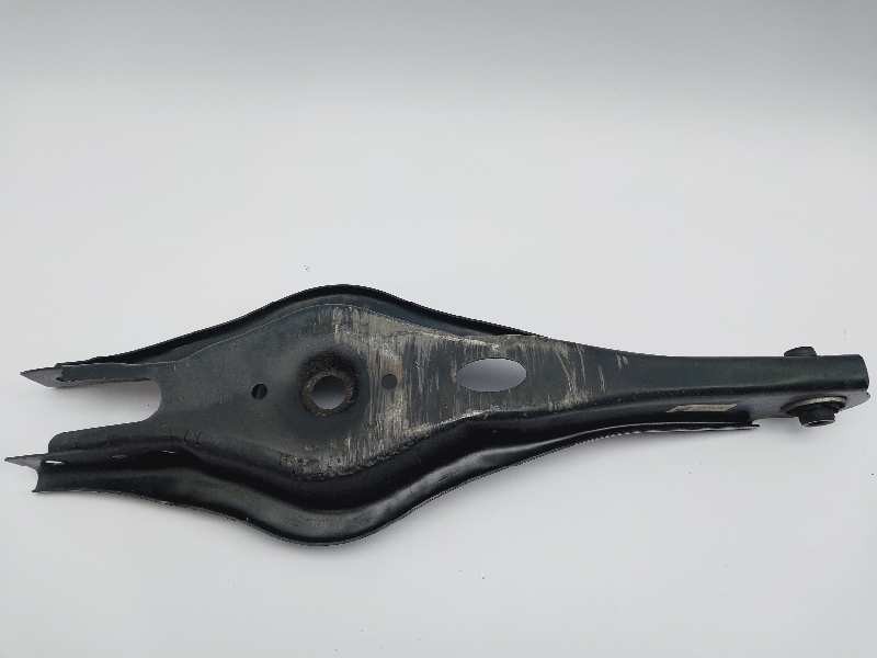 Recambio de brazo suspension inferior trasero izquierdo para hyundai i30 (pd) n referencia OEM IAM 55210S0000  