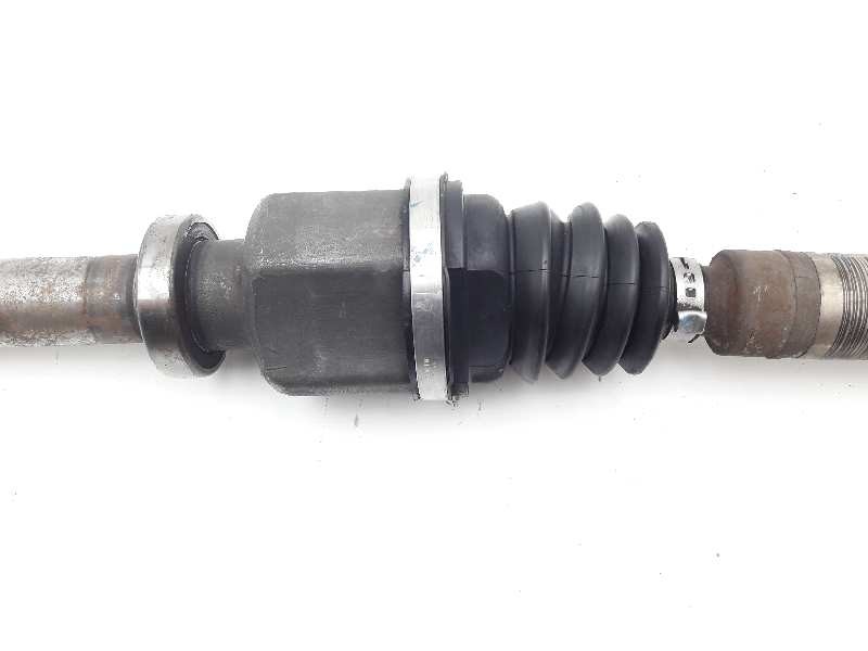 Recambio de transmision delantera derecha para renault megane ii familiar authentique referencia OEM IAM 8200379235  