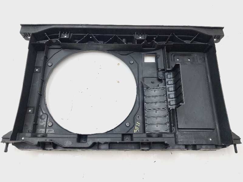 Recambio de panel frontal para peugeot 3008 confort referencia OEM IAM 9676568880  