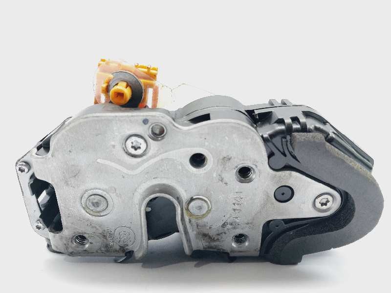 Recambio de cerradura puerta trasera izquierda para opel insignia berlina selective referencia OEM IAM 13579557  