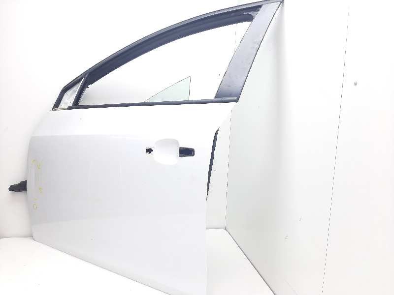 Recambio de puerta delantera izquierda para chevrolet cruze lt referencia OEM IAM   