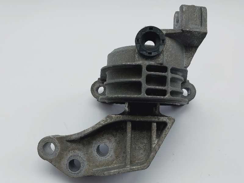 Recambio de soporte motor para alfa romeo giulietta (191) distinctive referencia OEM IAM 51894348  