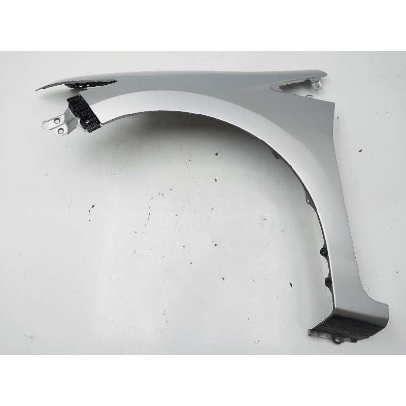 Recambio de aleta delantera izquierda para honda insight (ze2) elegance referencia OEM IAM 60261TM8A00ZZ  