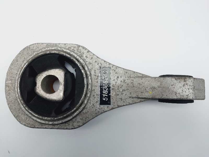 Recambio de soporte motor para alfa romeo giulietta (191) distinctive referencia OEM IAM 518388940  