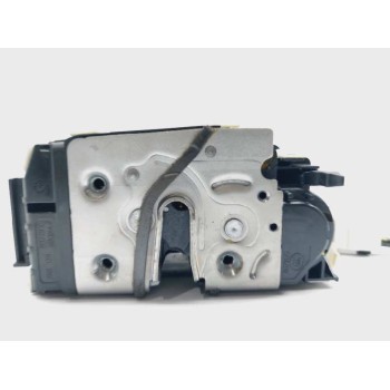 CERRADURA PUERTA TRASERA DERECHA A2047302835 