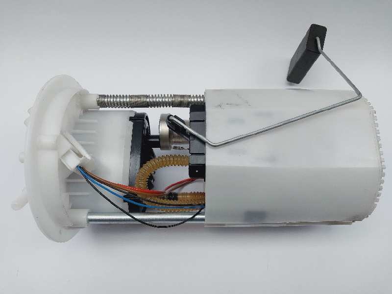 Recambio de bomba combustible para fiat 500 (312) 1.0 hybrid referencia OEM IAM 52057721  