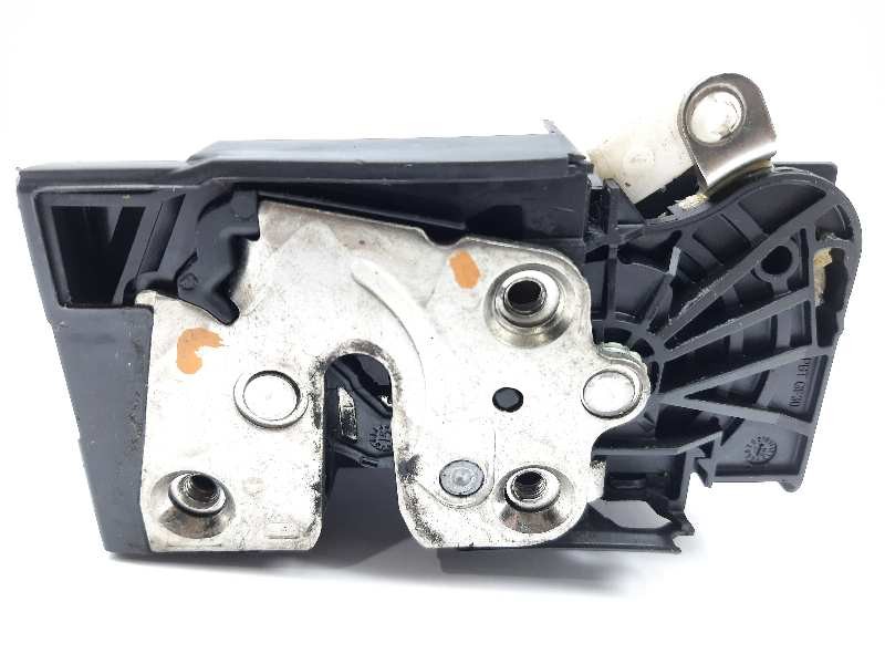 Recambio de cerradura puerta trasera derecha para dacia sandero ambiance referencia OEM IAM 825022281RF  
