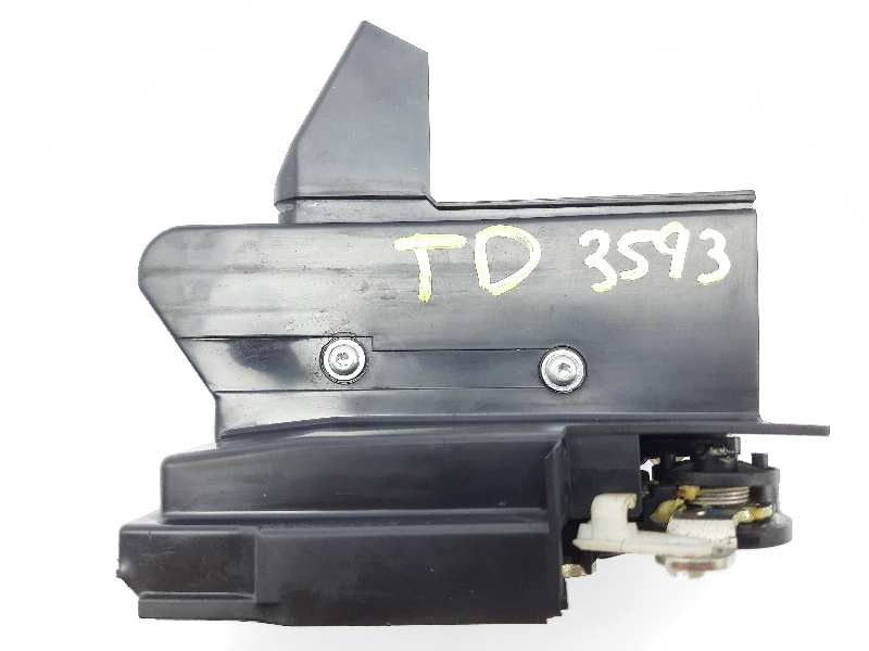 Recambio de cerradura puerta trasera derecha para dacia sandero ambiance referencia OEM IAM 825022281RF  