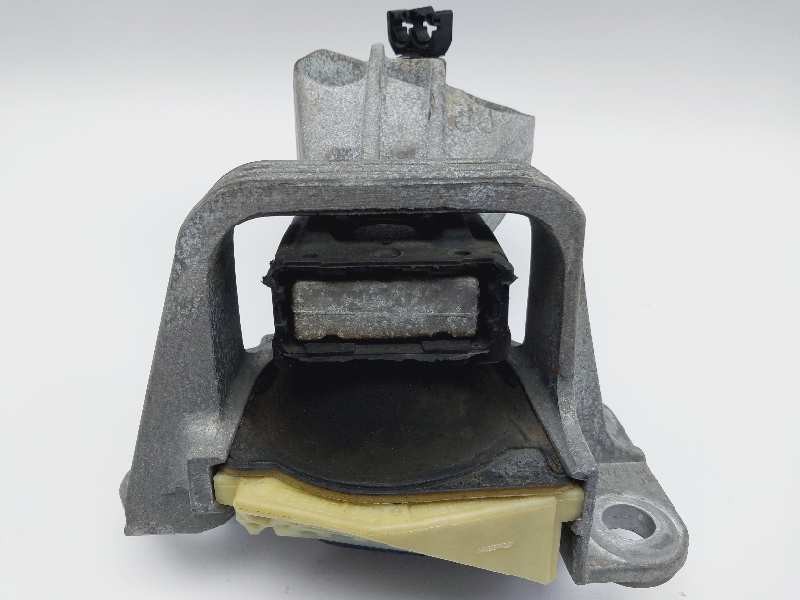 Recambio de soporte motor derecho para renault fluence dynamique referencia OEM IAM 326D22K21  