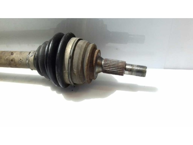 Recambio de transmision delantera derecha para peugeot 308 style referencia OEM IAM 9670725580 SIN ABS 