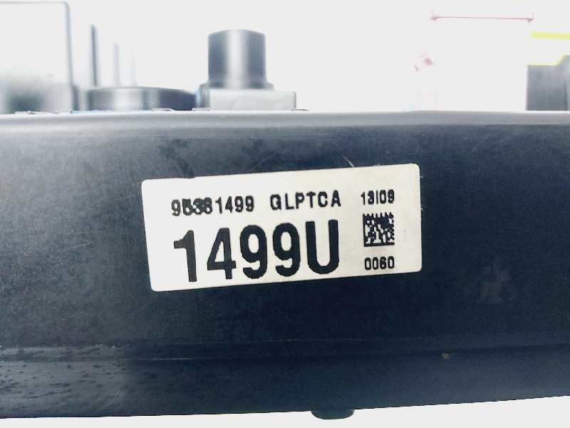Recambio de caja reles / fusibles para chevrolet captiva 2.2 vcdi lt 2wd referencia OEM IAM 95381499  