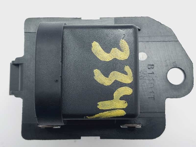 Recambio de resistencia calefaccion para renault fluence dynamique referencia OEM IAM M142561069 M152122085 