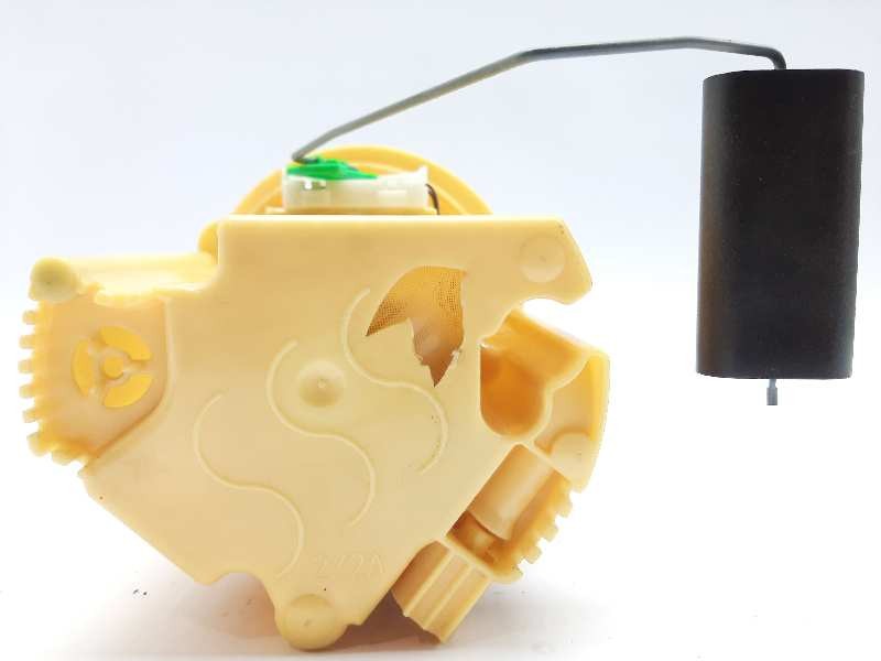 Recambio de bomba combustible para dacia sandero ambiance referencia OEM IAM 172020371R  