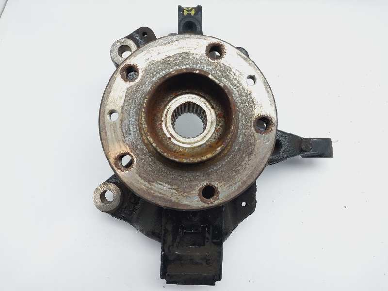 Recambio de mangueta delantera izquierda para renault fluence dynamique referencia OEM IAM 400150083R  