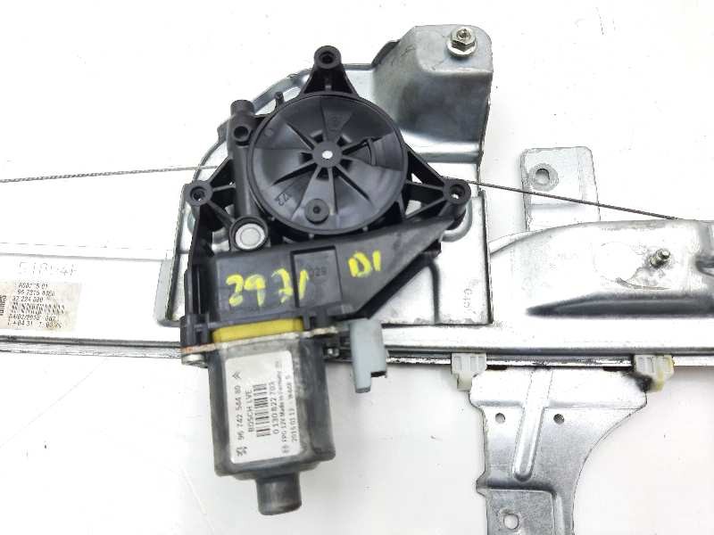 Recambio de elevalunas delantero izquierdo para peugeot 208 access referencia OEM IAM 9673154480 9674254480 