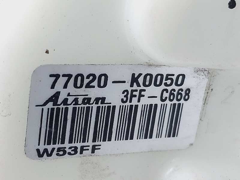 Recambio de bomba combustible para toyota yaris xpa1f referencia OEM IAM 77020K0050  
