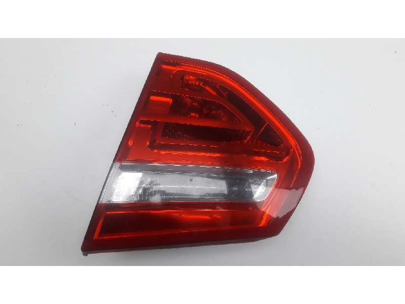 Recambio de piloto trasero derecho interior para citroën c4 picasso exclusive plus referencia OEM IAM   