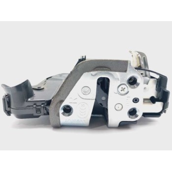 CERRADURA PUERTA DELANTERA DERECHA 6903060240 