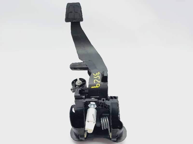 Recambio de pedal freno para toyota yaris xpa1f referencia OEM IAM 47110K0021  