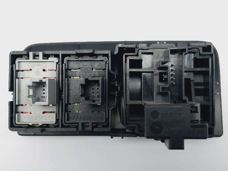 Recambio de mando multifuncion para renault fluence dynamique referencia OEM IAM 251637324R  
