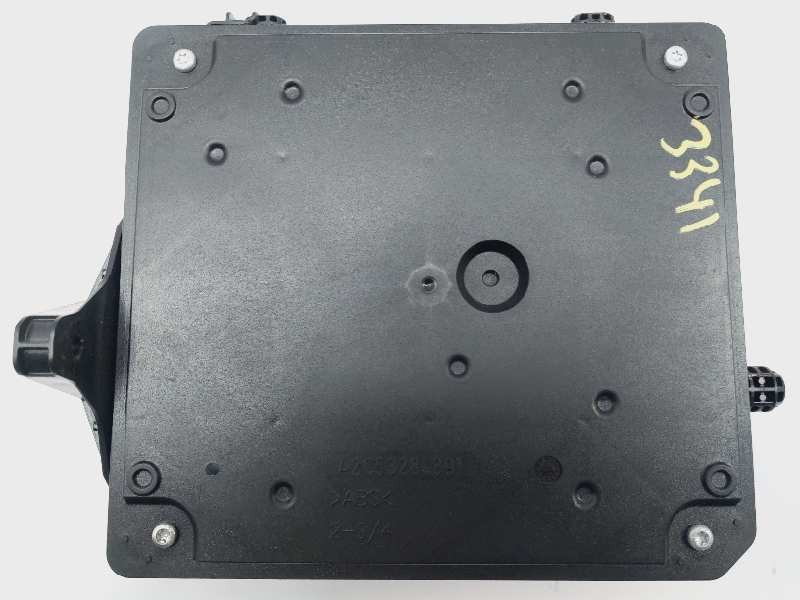 Recambio de caja reles / fusibles para renault fluence dynamique referencia OEM IAM 284B15364R S180098701 
