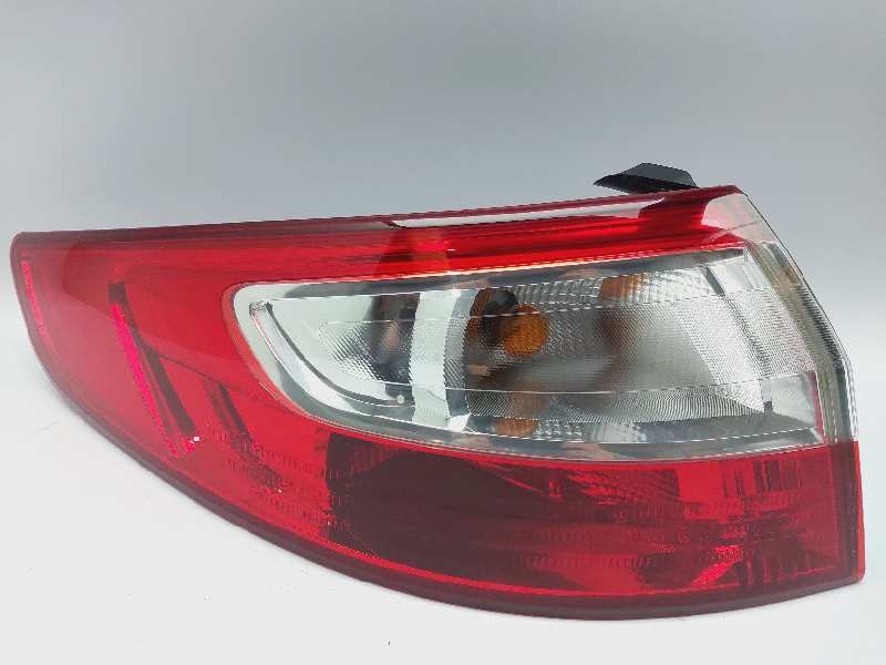 Recambio de piloto trasero izquierdo para renault fluence dynamique referencia OEM IAM 265552802R  
