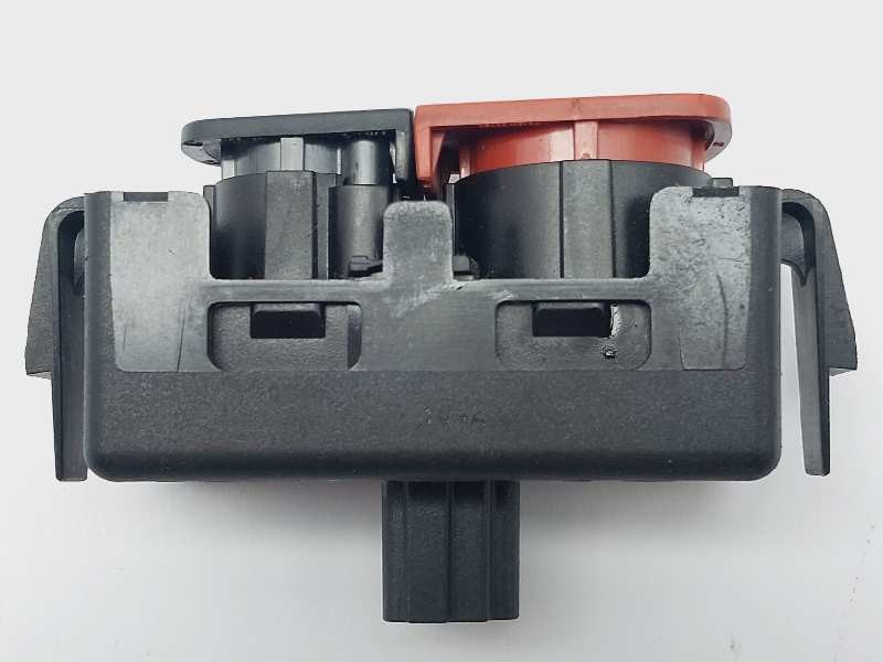 Recambio de warning para renault fluence dynamique referencia OEM IAM 252100004R 252100005R 252103658R