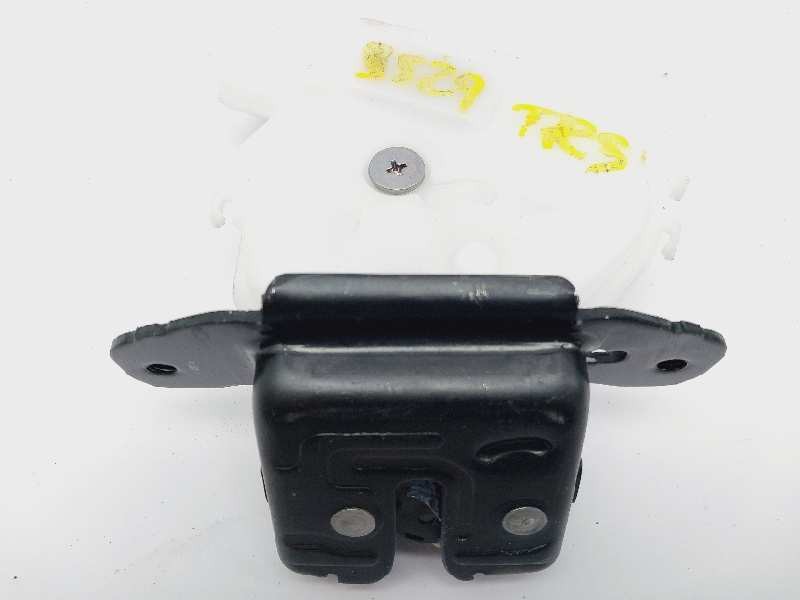 Recambio de cerradura maletero / porton para toyota yaris xpa1f referencia OEM IAM 6935002090  