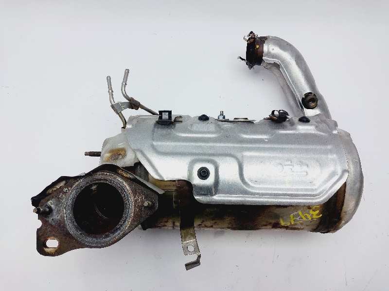 Recambio de catalizador para renault clio iv limited referencia OEM IAM 208A03317R  