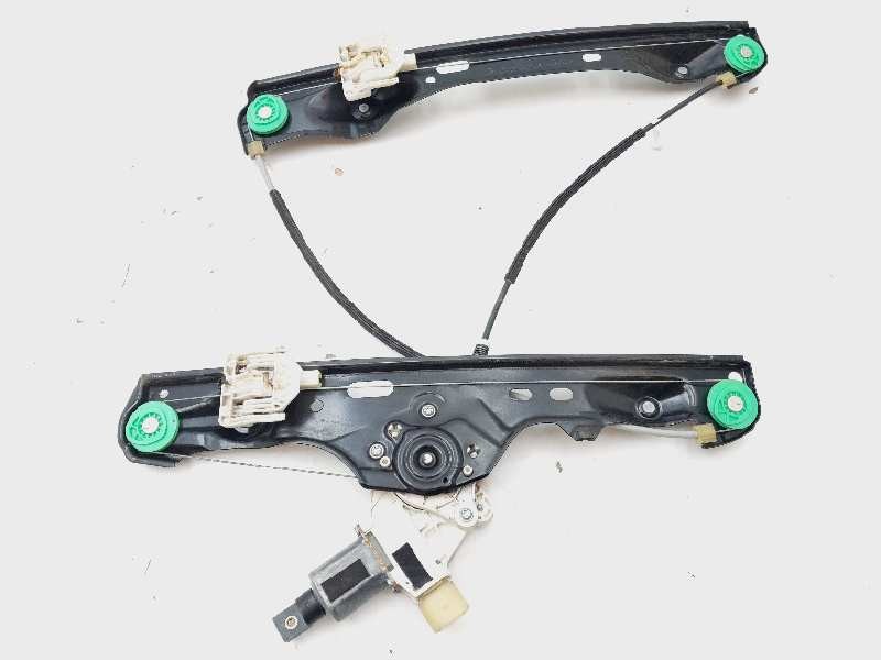 Recambio de elevalunas delantero derecho para bmw x1 (e84) sdrive 20d referencia OEM IAM 51332990386 67626927027 