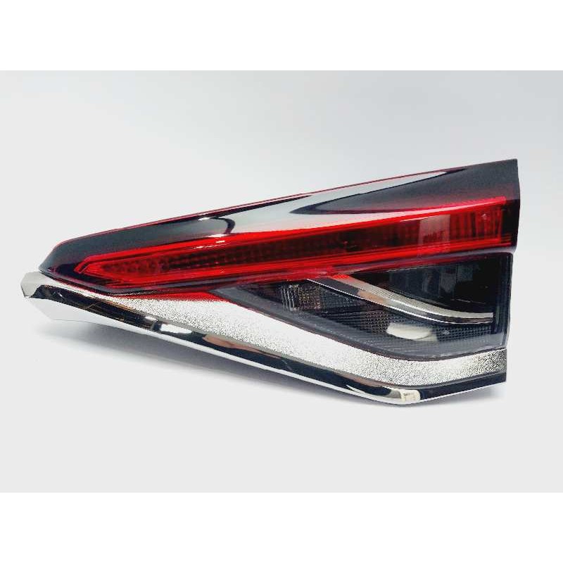 Recambio de piloto trasero derecho interior para toyota corolla (e21) referencia OEM IAM 8158002C31 8159002C2100 