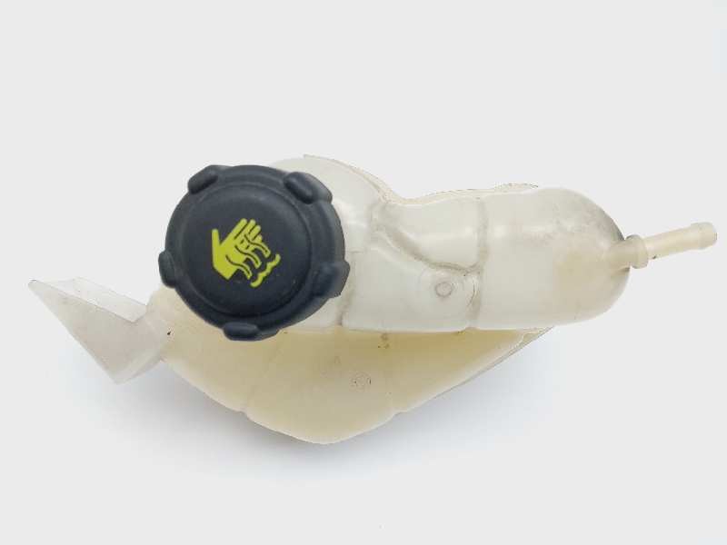 Recambio de deposito expansion para renault kadjar limited 4x4 referencia OEM IAM   