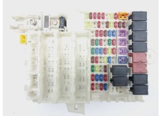 Recambio de caja reles / fusibles para honda insight (ze2) elegance referencia OEM IAM TM8G210  