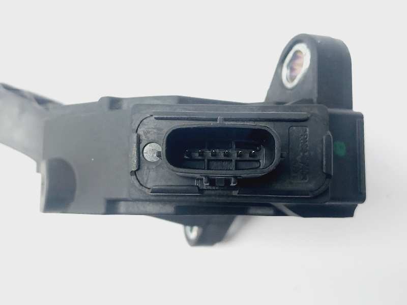 Recambio de potenciometro pedal para toyota yaris city referencia OEM IAM 781100D110  