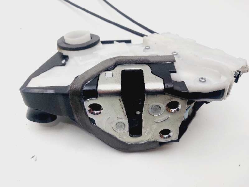 Recambio de cerradura puerta delantera izquierda para toyota yaris city referencia OEM IAM T4311140F3  