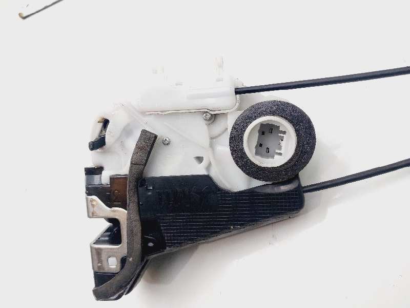 Recambio de cerradura puerta trasera derecha para toyota yaris city referencia OEM IAM 02014110F2  