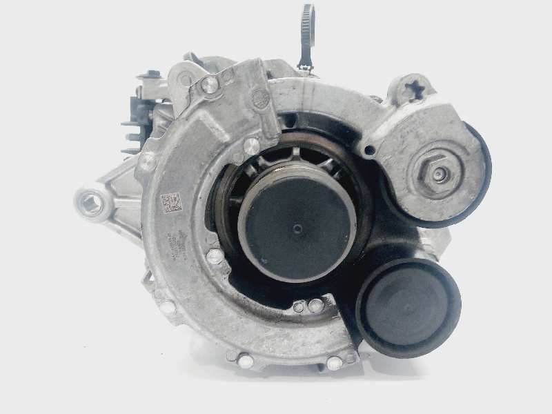 Recambio de alternador para kia ceed crdi referencia OEM IAM 363002U100  
