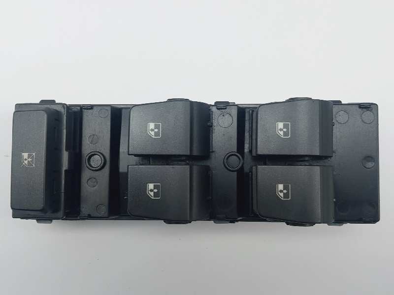 Recambio de mando elevalunas delantero izquierdo para hyundai i30 (pd) n referencia OEM IAM 93571G3030  