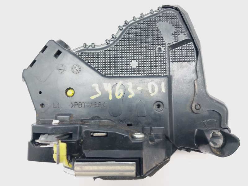 Recambio de cerradura puerta delantera izquierda para lexus ct 200h white edition referencia OEM IAM 6904042241  