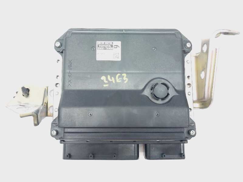 Recambio de centralita motor uce para lexus ct 200h white edition referencia OEM IAM 8966176400 2762006220 