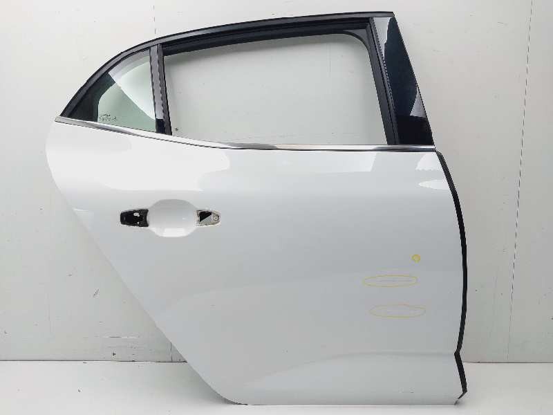 Recambio de puerta trasera derecha para renault megane iv berlina 5p limited referencia OEM IAM 821003398R  