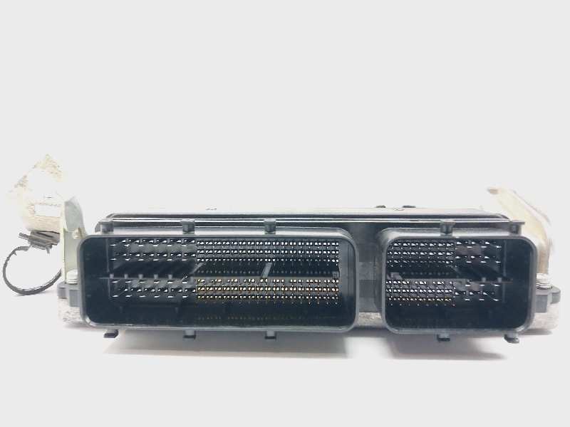 Recambio de centralita motor uce para lexus ct 200h white edition referencia OEM IAM 8966176400 2762006220 