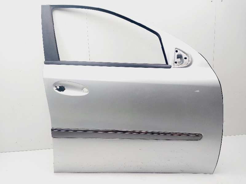 Recambio de puerta delantera derecha para mercedes-benz clase m (w164) referencia OEM IAM A1647200205  