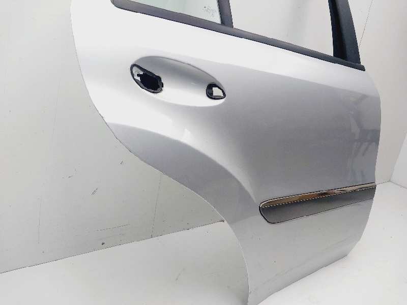 Recambio de puerta trasera derecha para mercedes-benz clase m (w164) referencia OEM IAM A1647300205  